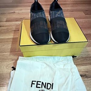 Fendi sneaket tes.tecn